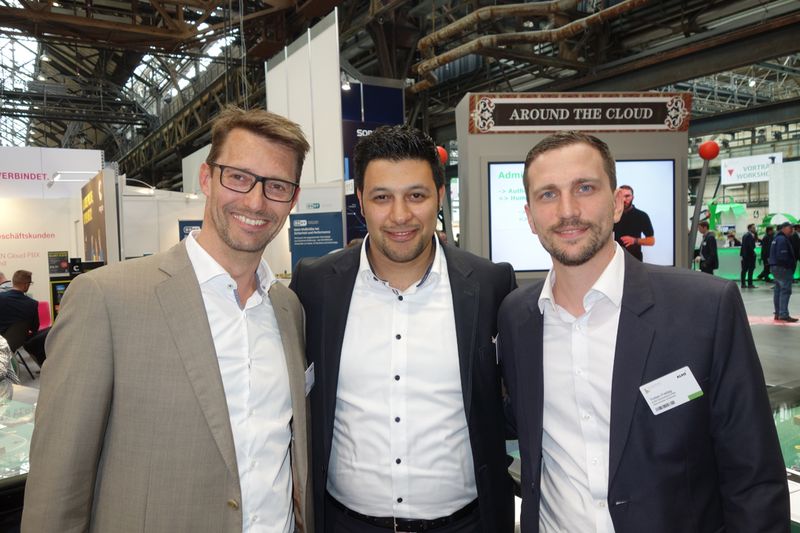 (v. l.) Jens Dissmann, Microsoft, mit Erdem Üstün und Torben Freitag, ALSO. (Bild: IT-BUSINESS)