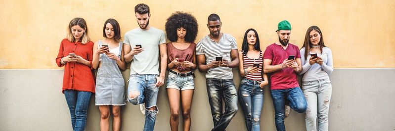 Angehörigen der Generation Z wird gelegentlich nachgesagt, dass sie weniger leistungsbereit seien, als die vorherigen Generationen.(Bild:  Mirko Vitali - stock.adobe.com)