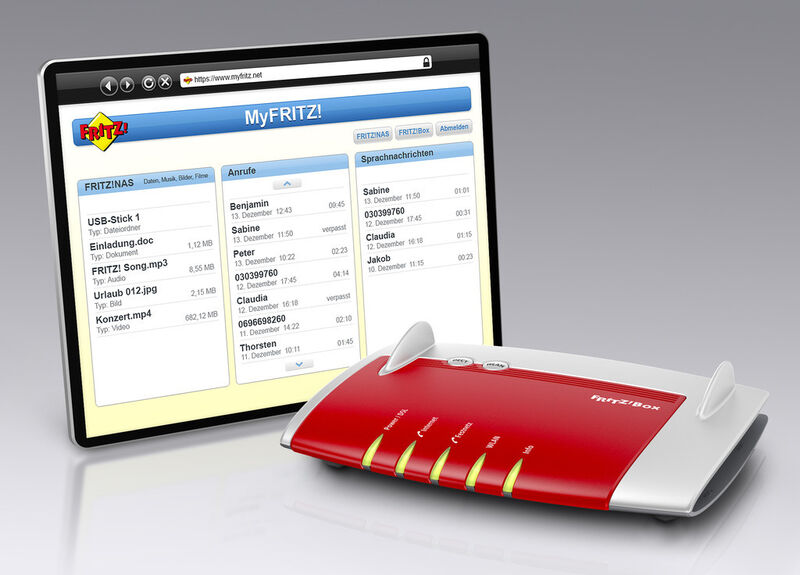 Das neue kostenlose FRITZ!OS 5.50 von AVM bietet über 100 Funktionen und Verbesserungen für die FRITZ!Box von AVM. So kann die FRITZ!Box jetzt auch als Smart-Home-Zentrale eingesetzt werden.  Zusammen mit der neuen intelligenten Steckdose FRITZ!DECT 200 lassen sich elektrische Geräte komfortabel schalten – sei es per PC, Tablet oder mit dem FRITZ!Fon. (AVM)