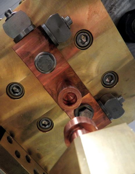 Gerade für das Verschweißen von unterschiedlichen Materialpaarungen bietet die Widerstandsschweißung entscheidende Vorteile. (Bild: Weil Engineering)