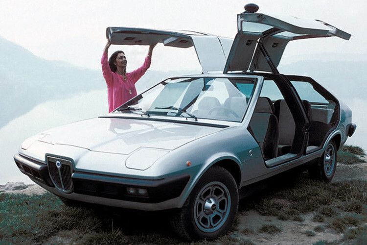 Versuch mit Flügeltüren: Lancia Beta Mizar Concept von 1974. (Foto: Lancia)