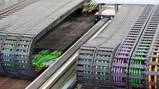 Energieketten von Igus sind in der Türkei immer mehr gefragt, weshalb das Kölner Unternehmen eine eigene Filiale in Istanbul eröffnet hat. (Bild: Igus)