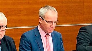 Staatsrat Henning Lühr, Helmut Dedy, geschäftsführendes Präsidialmitglied des Deutschen Städtetags und Ruggero Costantini , Beauftragter für Digitalisierung beim Städtetag bei der offiziellen Gründung des Arbeitskreises Digitalisierung  (Bremen)