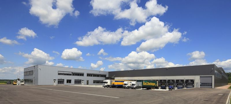 Prodinger investierte 10 Mio. Euro in sein neues Logistikzentrum. (Bild: Freyler)