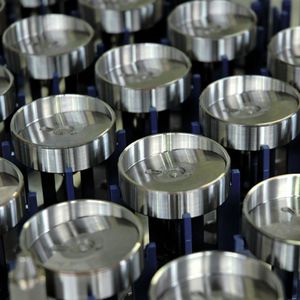 Bild 2: Die Pumpenköpfe für Benzineinspritzungen müssen aufs Tausendstel genau gefertigt sein. Bild: Stäubli