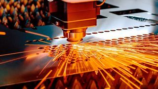 Konjunkturaufschwung! Laut einer dpa-Meldung erwartet die deutsche Industrie jetzt eine deutlich höhere Produktion als bisher. Das jedenfalls ergab eine Analyse des Wirtschaftsforschungsinstituts Ifo. (Bild: VCG)