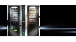 Ob ein Unternehmen gezielt einzelne Racks kühlt, mit einer Reihenklimatisierung arbeitet oder den gesamten Technikraum klimatisiert, ist individuell zu entscheiden; zum beispiel besitzen Gerade kleinere Unternehmen häufig keinen Raum mit Doppelboden, so dass sich hier Kühlgeräte für die Montage direkt am IT-Schrank empfehlen. (Rittal)