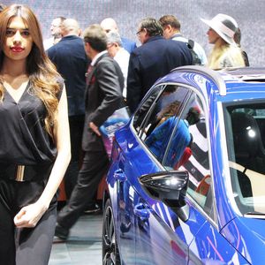 Im Hintergrund gibt es hier ein ganz schönes Getümmel. Wir haben uns aber natürlich auf das Wesentliche konzentriert.