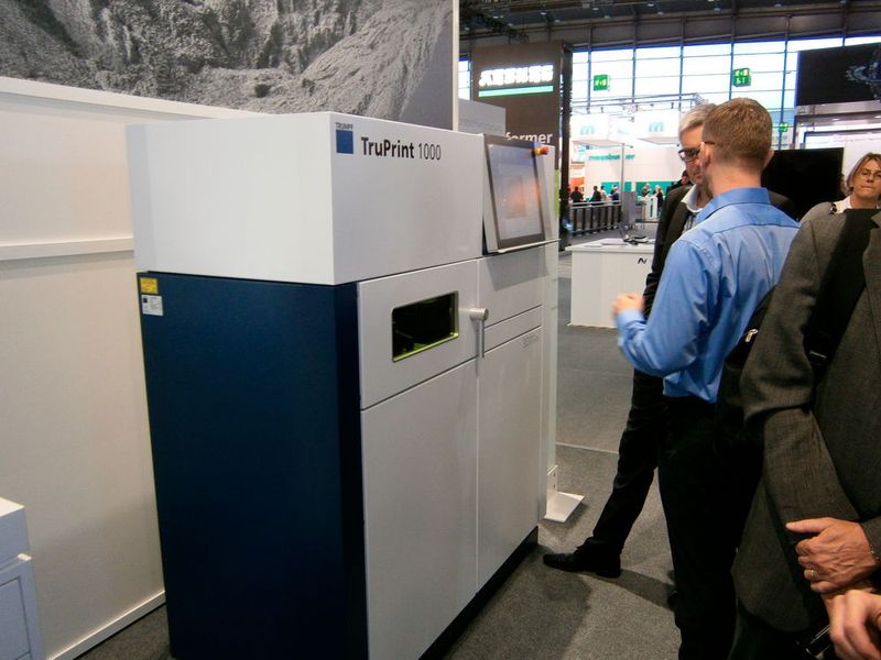 Trumpf präsentierte auf der ersten formnext das wieder erwachte und optimierte Know-how in Sachen additiver Fertigung via Laserstrahlsystemen. (Bild: Königsreuther)