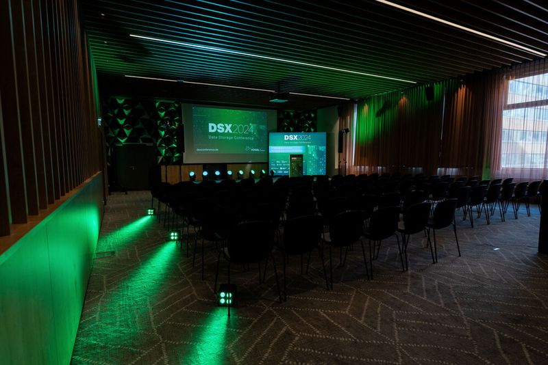 Der leere Saal ... (Bild: Vogel IT-Medien)