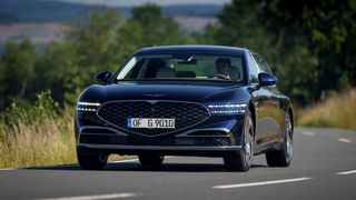 Der Genesis G90 kostet mindestens 115.000 Euro. (Bild: Genesis)