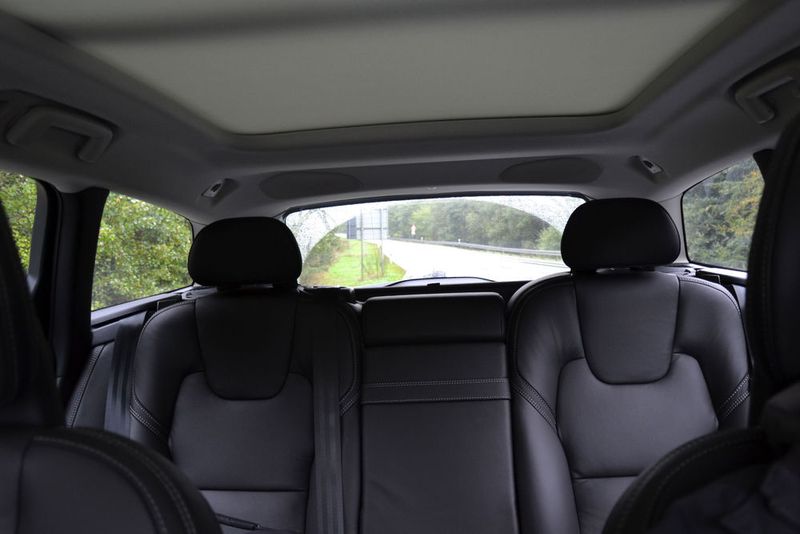 Zudem bleibt auch ausreichend Zeit, einen Blick nach hinten zu werfen ... (Michel / »kfz-betrieb«)