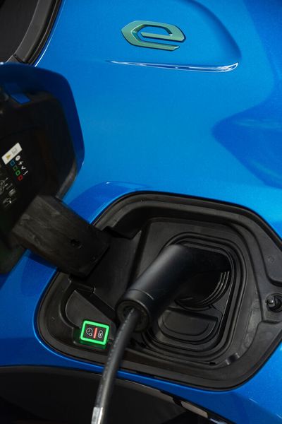 Getankt werden muss also beim klassischen städtischen Einsatz vielleicht einmal in der Woche. (Peugeot)