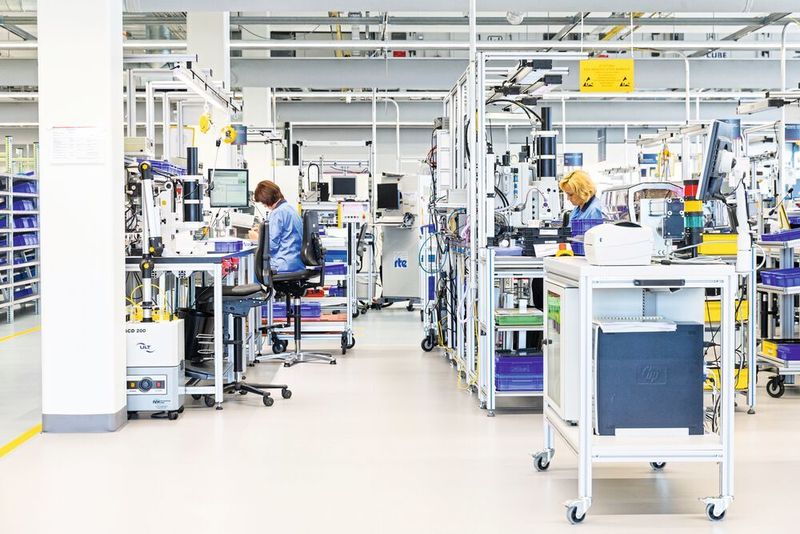 Investition in digitalisierte Produktion: Standort Sexau ist spezialisiert auf die Getriebeentwicklung und -produktion. (Philipp Schmidli/Maxon Motor)
