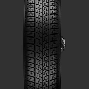 Vorerst gibt es den Quatrac Classic nur in zwei Größen. Erstens in der Dimension185/70 R15 89 V, gedacht für Klassiker wie Triumph TR4/5, Volkswagen Käfer, Porsche 911 G-Modell und Volvo Amazon.(Bild:  Apollo Vredestein)