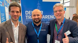 Die Qualität der Daten für Luft- und Seefrachttransporte soll mit Blick auf das Tracking in Echtzeit optimiert werden. Das bieten jetzt die Partner Bluebox Systems und Vizion an. So würden Transportprognosen sicherer. Die Partner helfen aber auch bei der Datenaufbereitung. (Bild: Bluebox Systems)