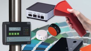 Aus den über 50 Produktfamilien, die OKW in den Bereichen Gehäuse und Drehknöpfe anbietet, lässt sich ein individuell modifiziertes Gehäuse zusammensetzen.  (Bild: © Jacek Kot, © reza - stock.adobe.com; Odenwälder Kunststoffwerke [M])