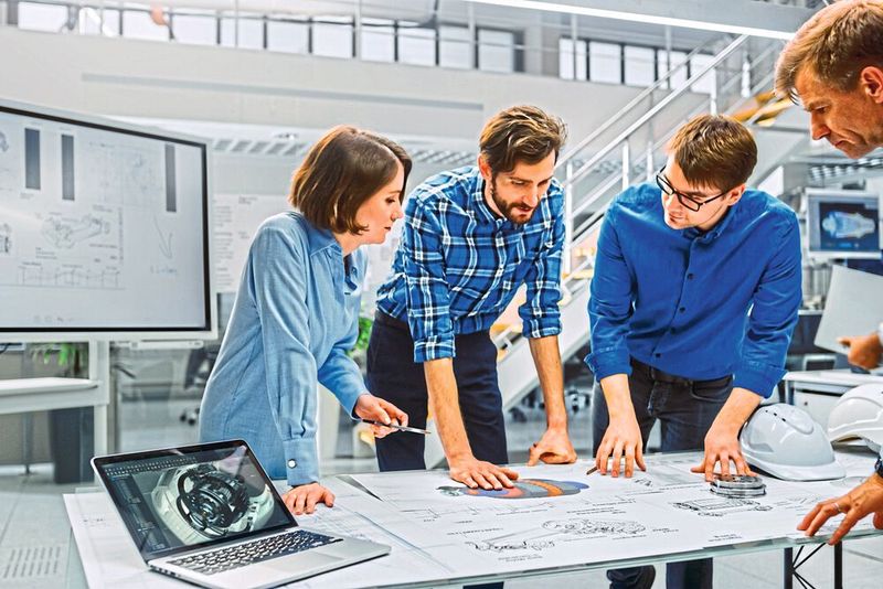 Platz 4: Rekord: Seit Beginn der Aufzeichnungen gab es noch nie mehr offene Stellen für Ingenieure.  (Bild: Gorodenkoff - stock.adobe.com)