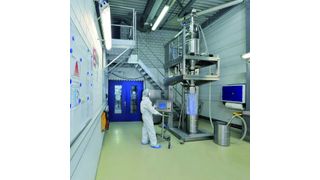 Auf der neuen Frewitt-Testanlage können Anwender die Eigenschaften der Pulver und Granulate, die sie auf ihrer Anlage verarbeiten, prüfen, ihren Prozess optimieren und bei Bedarf ein neues Anlagenkonzept entwickeln. (Bild: Frewitt)