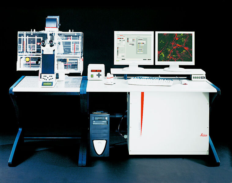 Abb.1: Die Fluoreszenzworkstation Leica AF6000 LX beugt Thermoeffekten vor und unterbindet damit
Instabilitäten im Fokus – von spezieller Wichtigkeit bei Langzeitaufnahmen lebender Zellen. (Archiv: Vogel Business Media)