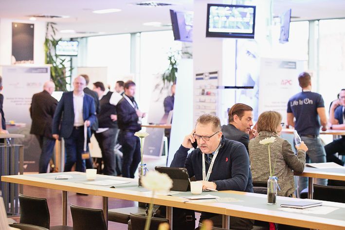 Der dritte Platz bei den Referenten belegt Hans-Detlef Krebs (krebs Consulting & IT-Services). Das muss gleich an die Kollegen weitergegeben werden. (Astrid Piethan)