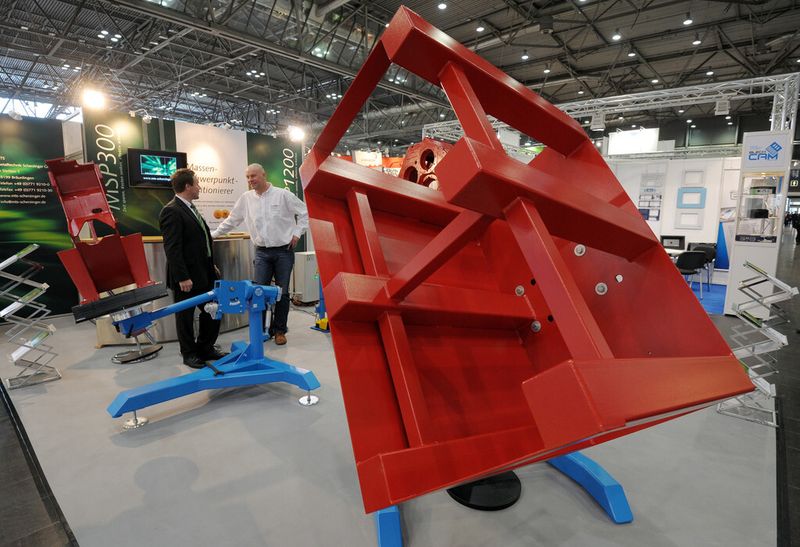 13. Intec: Beratungsgespräche am Stand der MTS Metalltechnik Scherzinger GmbH aus Bräunlingen. (Bild: Leipziger Messe/Uwe Frauendorf)