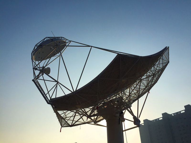 Es soll der Erforschung des Universums dienen und neue Erkenntnisse zu vielen wissenschaftlichen Fragen ermöglichen, wie z.B. zur Entstehung der ersten Sterne und Galaxien nach dem Urknall, zu unserer Vorstellung von Raum und Zeit und möglicherweise auf die Frage nach außerirdischem Leben. (MT Mechatronics)