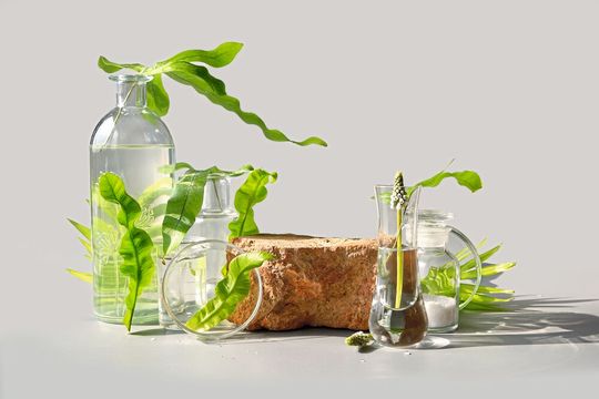 1 Nachhaltigkeit spielt auch im Labor eine immer größere Rolle (Symbolbild).(Bild:  ©tilialucida - stock.adobe.com)