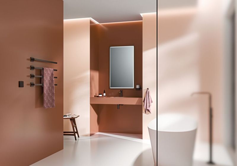 Die neuen Dornbracht Handtuchwärmer stehen für klare Linien, perfekte Proportionen und edle Oberflächen.  (Bild: Dornbracht)