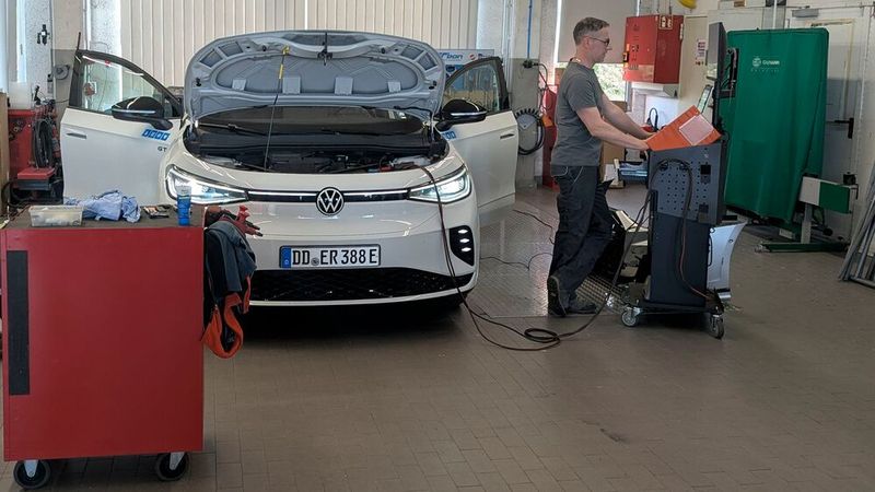 Der E-Auto-Anteil in der Kundschaft ist hoch. (Bild: Rosenow – VCG)