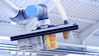 Zupackender Leichtbau! Der neue Lagengreifer ZLW von Schmalz ist, wie es heißt, schlank im Aufbau und wiegt relativ wenig. Er erlaubt damit das Palettieren mit Leichtbaurobotern respektive Cobots. (Bild: J. Schmalz)