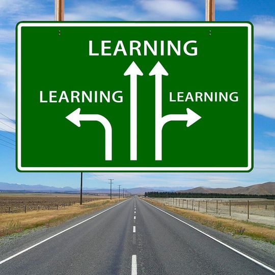 Das Zentrum für Fernstudien im Hochschulverbund (zfh) bietet zusammen mit der Hochschule Kaiserslautern zwei berufsbegleitende Weiterbildungen zu den Themen Anlagensicherheit und Instandhaltungsmanagement an.(Bild:  gemeinfrei /  Pixabay)