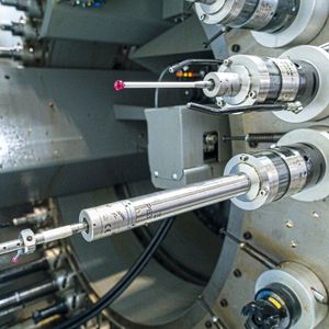 On the WFL machines, Cesa Héroux Devtek processes complex pistons up to 2 meters in length, with a diameter of 56 millimeters (approx. 2 inches) and a wall thickness of 2.8 millimeters (approx. 0.1 inches).(Image: WFL)