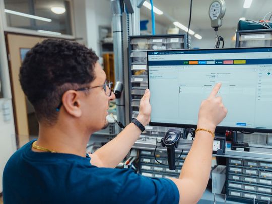 Effizienzsteigerung durch intuitive Shopfloor-Dialoge.(Bild:  IGZ)