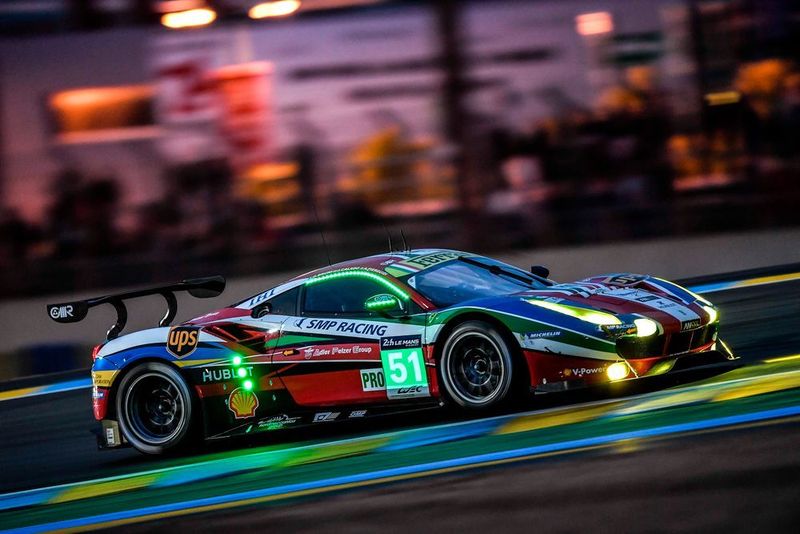 ... und nicht zuletzt Ferrari kamen nur auf die Plätze. (Ferrari)