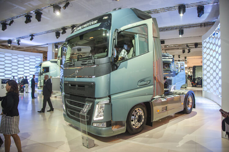 Das Highlight am Stand von Volvo Trucks war der neue FH. (Foto: Suffner)