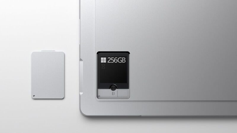 Die SSD des Surface Pro 7+ ist nun einfach hinter einer Abdeckung zugänglich. (Microsoft)