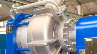 Insgesamt 13 dieser HGM-RO-Hochdruck-Pumpen wird KSB für eine neue Meerwasser-Entsalzungsanlage im westalgerischen Tlemcen liefern.  (Bild: KSB)