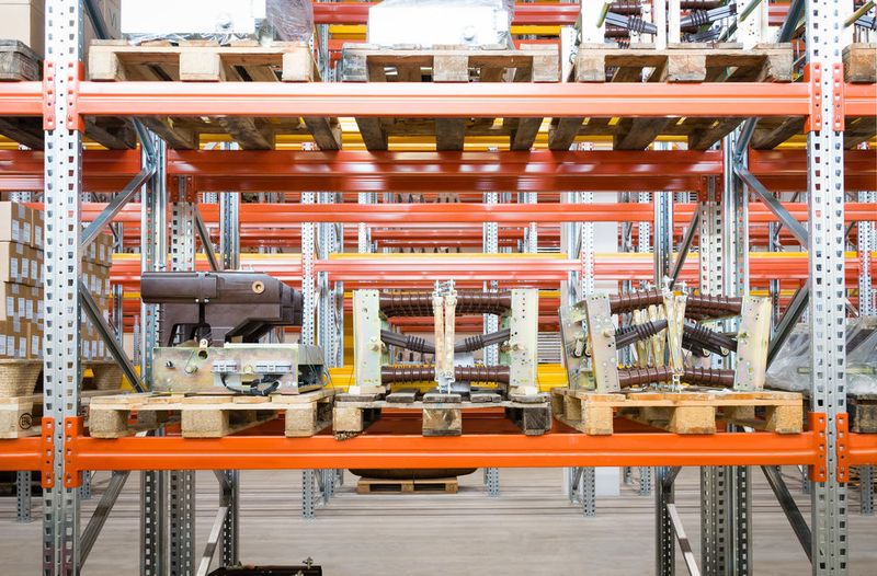 Insgesamt circa 7000 Palettenstellplätze konnten durch das System Meta Multipal im Zentralmagazin geschaffen werden. (Robert Syrovatka)