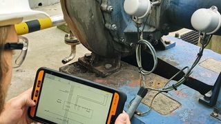 Durch den mobilen Einsatz von AR können vielseitige Herausforderungen und Aufgaben in der Industrie gelöst werden – von der raschen Inbetriebnahme einer Anlage über transparente Prozesse und die präzise Wartung bis hin zum effizienten Asset Management. (Ecom)