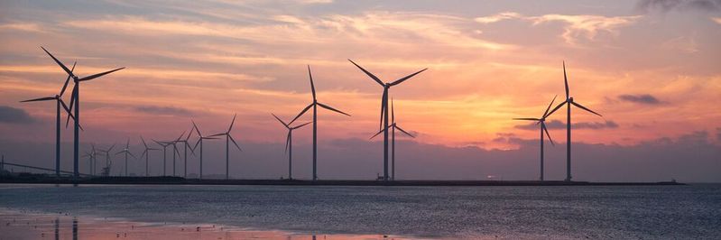 Im Dezember 2020 läuft die EEG-Förderung der Windenergie aus. Für viele Anlagenbetreiber stellt sich die Frage: Wie geht es dann weiter?  (Bild:  gemeinfrei /  Pixabay)