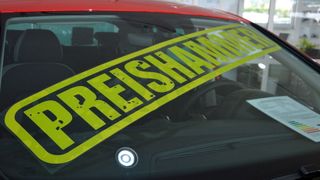 Die AKF-Bank gewährt Händlern für einen begrenzten Zeitraum eine zinsfreie Einkaufsfinanzierung. (Achter/»kfz-betrieb«)