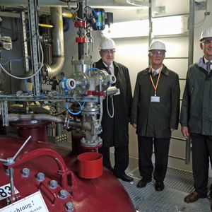 Neuer Reaktor des E-PVC-Betriebs