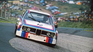 1973, ein Jahr nach ihrer Gründung, stellte die M Motorsport GmbH das Tourenwagencoupé 3.0 CSL mit 3,3-Liter-Reihen-Sechszylinder-Einspritzmotor und großen Spoilern vor.  (Bild: BMW AG)