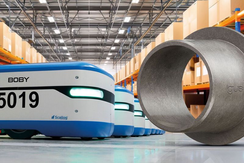 Dank der schmierfreien und robusten Gleitlager von Igus kann der autonome Roboter „Boby“ Regale mit einem Gewicht von bis zu 600 Kilogramm in Logistiklagern transportieren.(Bild:  Igus GmbH)