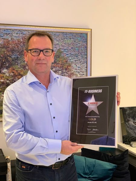 ARROW, Paul Karrer, holt GOLD in der Kategorie 