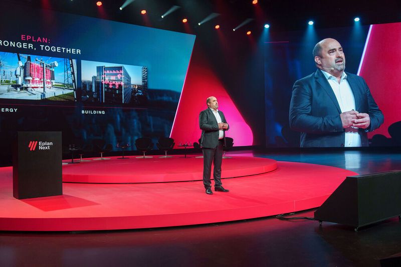 Sebastian Seitz, CEO von Eplan: «Die Zukunft liegt in der Zusammenarbeit – nur so können wir die Herausforderungen der Zukunft meistern. Die Technologien sind verfügbar. Die entscheidende Frage ist, wie wir konsequent diese Möglichkeiten in unsere Prozesse integrieren.» (Bild: Jasper Ehrich/Eplan)
