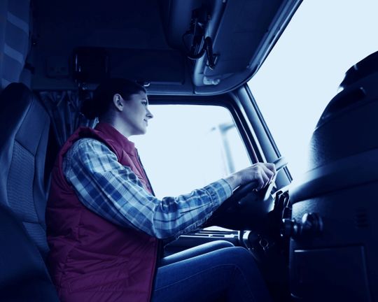 Bei der Nutzung von KI liegen die Verlader vor den Logistikdienstleistern.(Bild:  Descartes Systems Group)