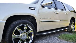 Kriminelle versuchen weiterhin, Autohändler mit Gebrauchtwagen zu attraktiven Preisen zu locken.  (Bild: frei lizenziert)