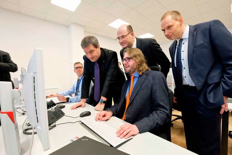 Impressionen von der Eröffnung des Landesamtes für Sicherheit in der Informationstechnik (© Bayerisches Finanzministerium)